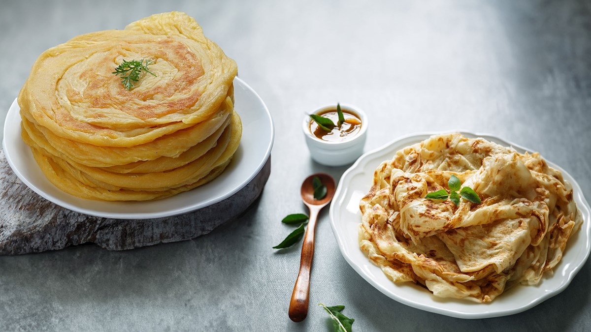 No, they’re not the same: Roti prata vs. Roti canai