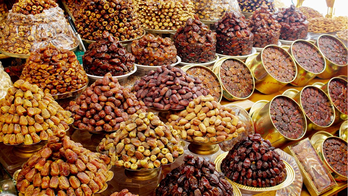 From Ajwa to Sukkary: The Diverse World of Saudi Arabian Dates