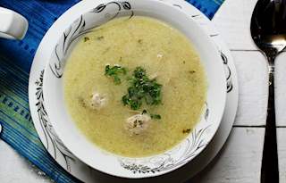 Canja de Galinha ❦ Portuguese Chicken Soup (Bone Broth)