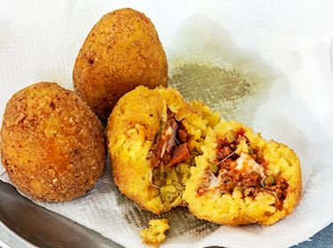 Top 15 Sicilian Foods To Die For - Chef's Pencil