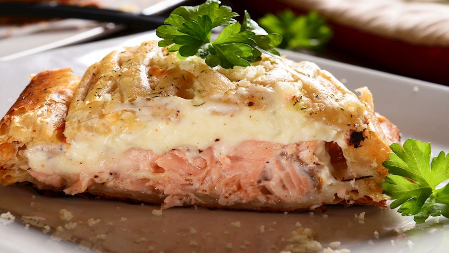 Salmon pie