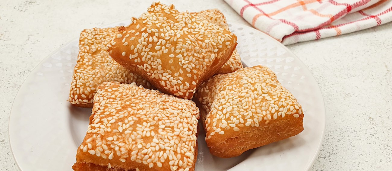 Top 8 Indonesian Street Food Sweets