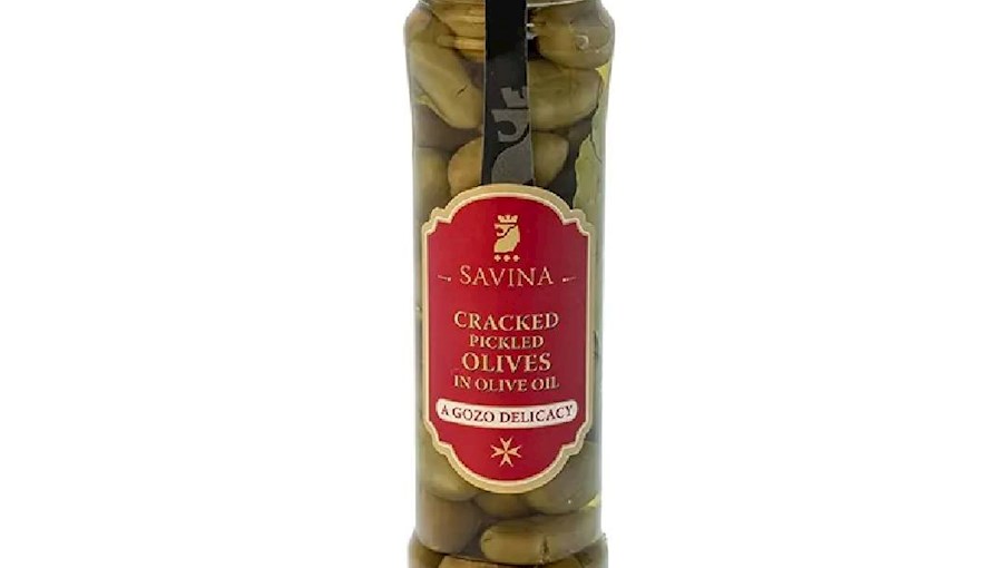 Cracked Pickled Olives in Olive Oil