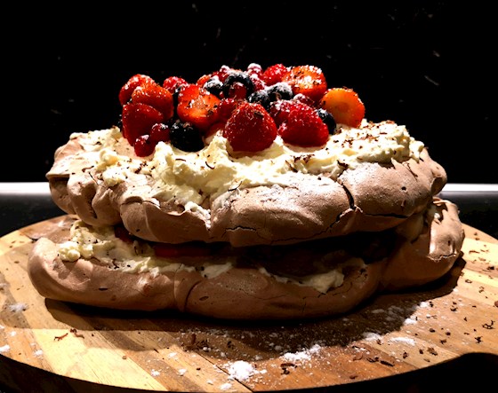 Classic Pavlova