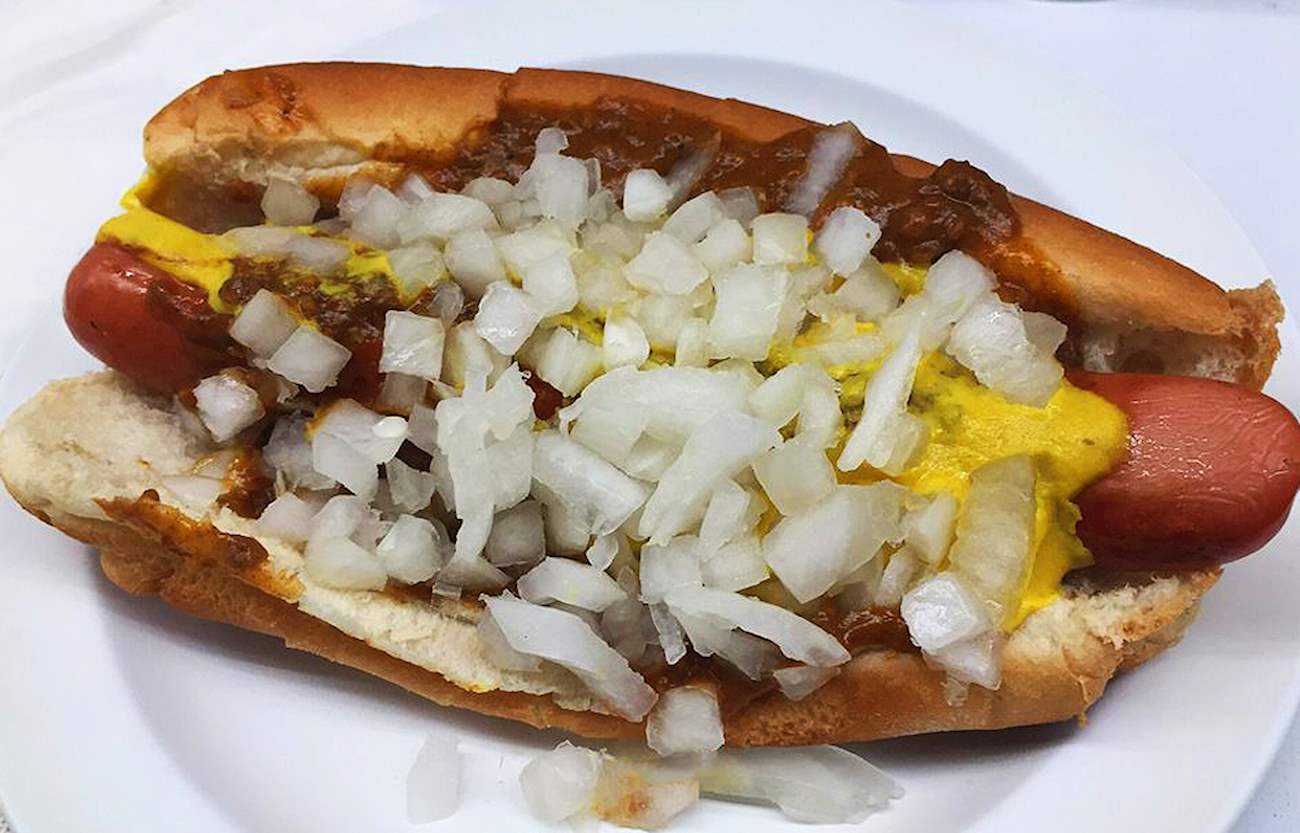 coney-dog-traditional-hot-dog-from-michigan-united-states-of-america