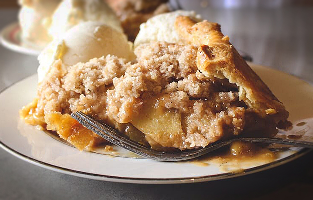 Apple Pie In Emporium Pies TasteAtlas authentic restaurants
