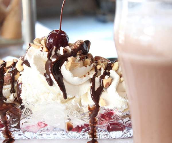 10 Most Popular American Desserts - TasteAtlas
