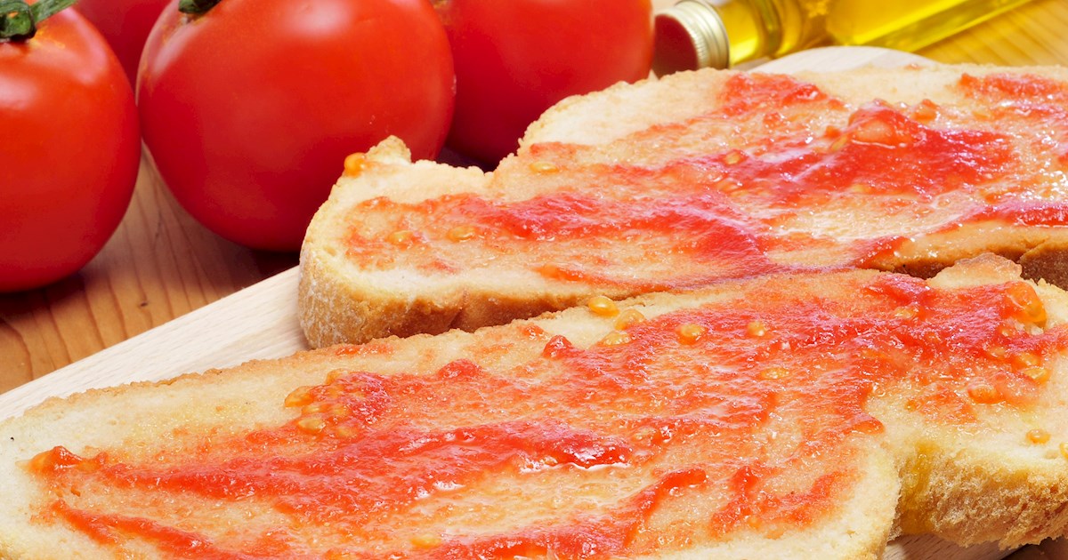 Хлеб с помидорами рецепт в духовке. Truita amb pa amb tomaquet.