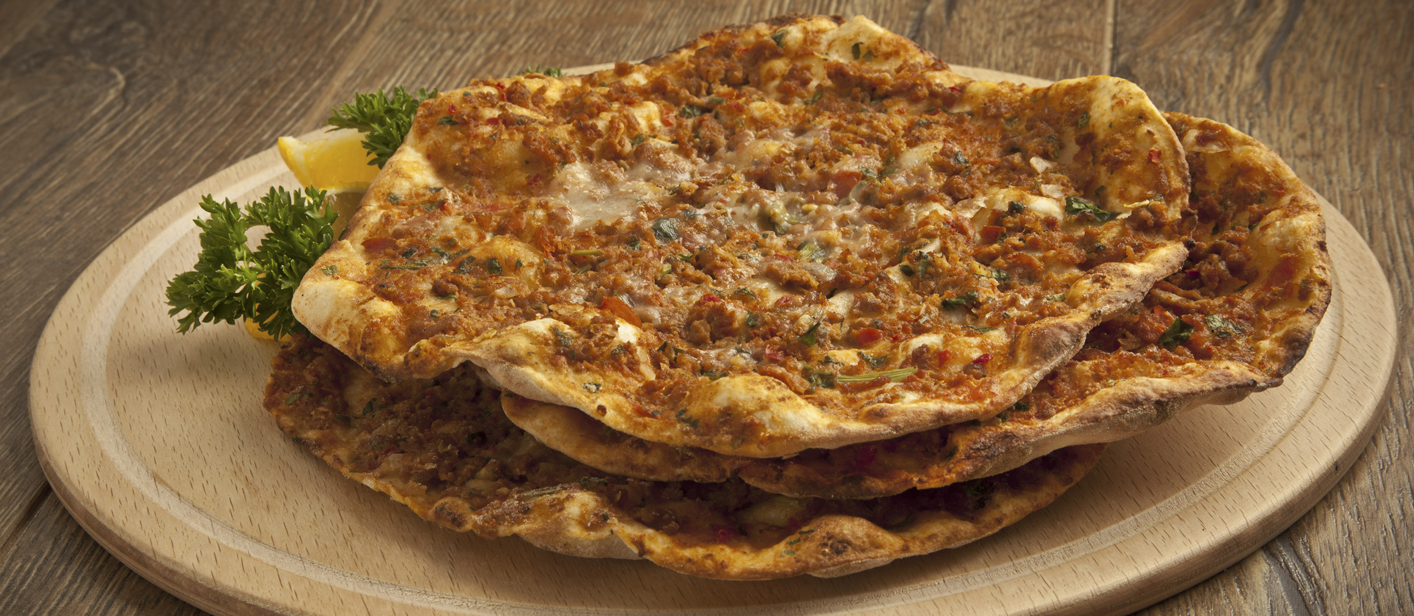 Lahmacun | Traditional Snack From Turkiye