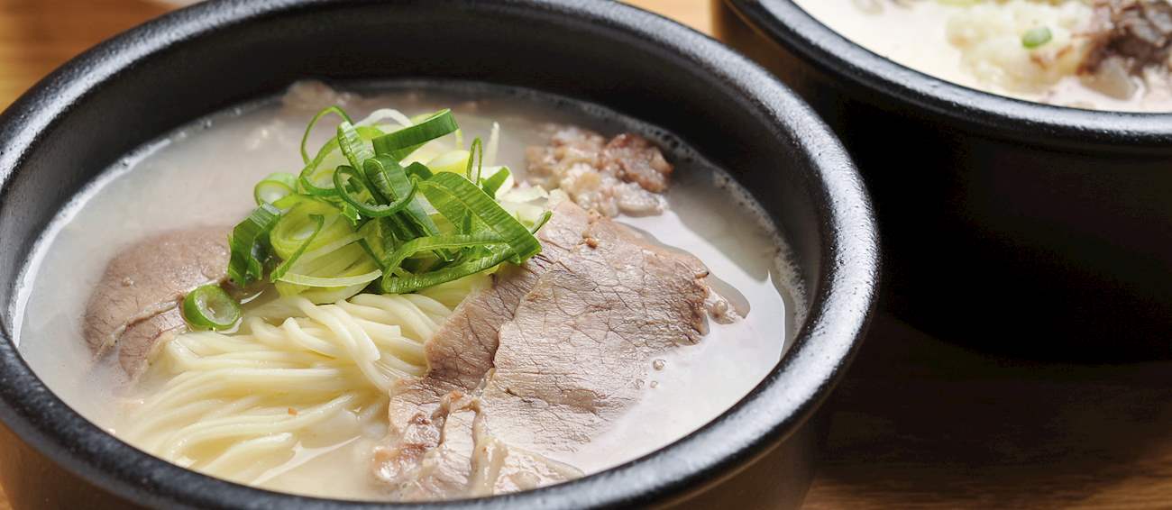 Seolleongtang | Traditional Offal Soup From Seoul, South Korea