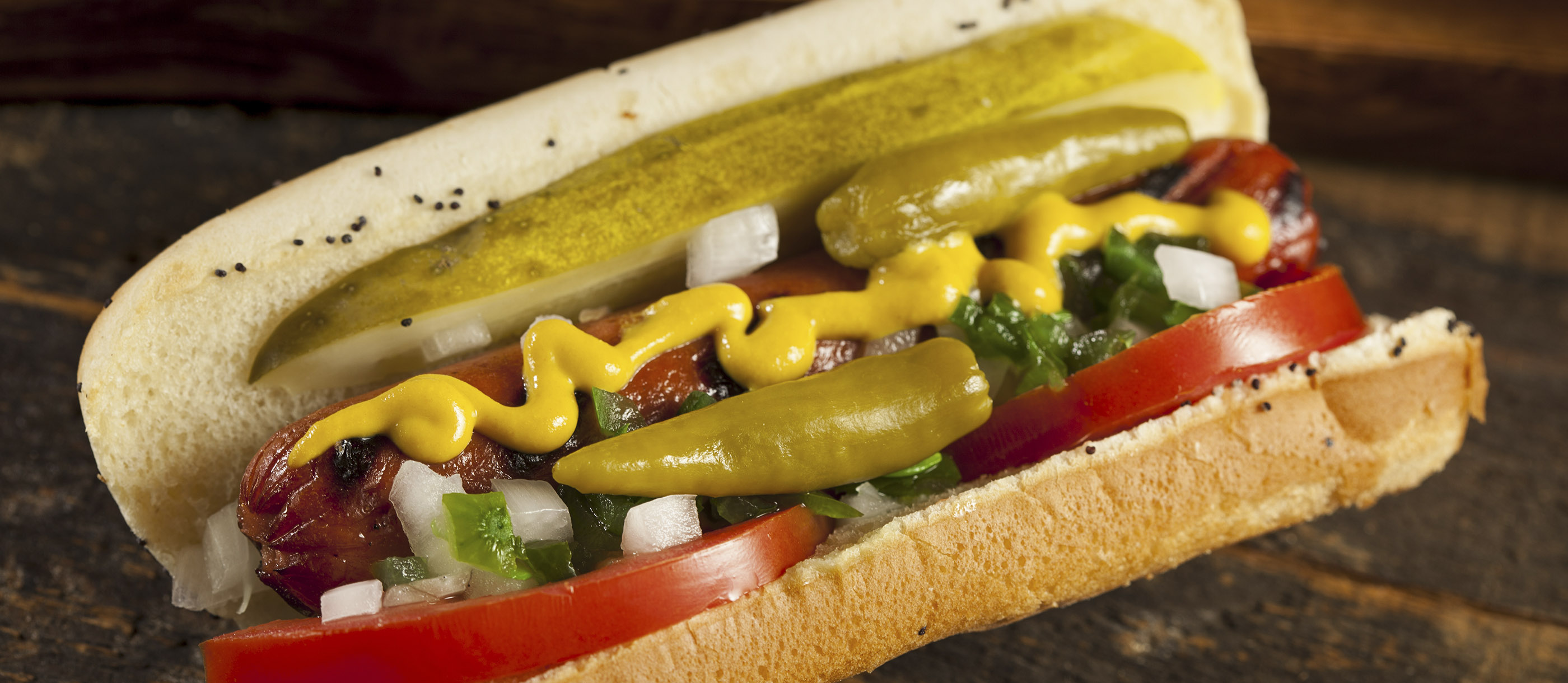 What Goes On A Traditional Chicago Hot Dog | fakenews.rs