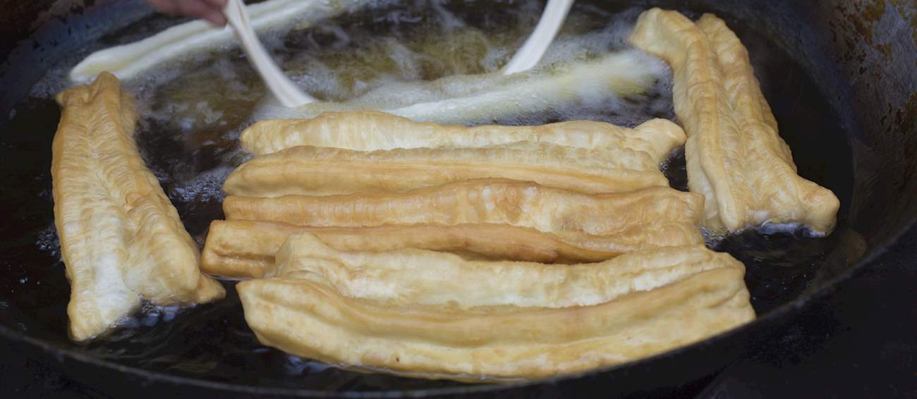 6 Most Popular Vietnamese Deepfried Dishes TasteAtlas