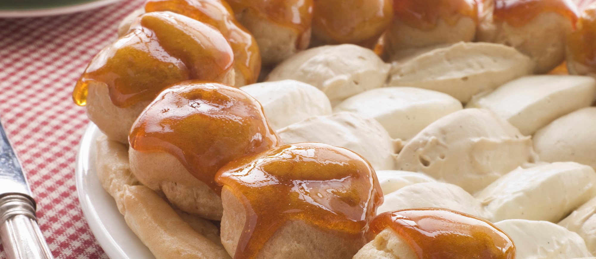 Where to Eat the Best Gateau Saint-Honore in the World? | TasteAtlas