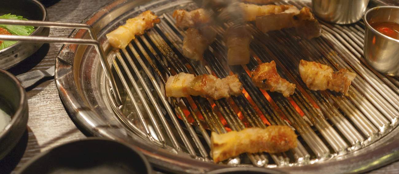 อาหารเกาหลี ซัมกยอบซัล Samgyeopsal 삼겹살 หรือ หมูสามชั้นย่างเกาหลี