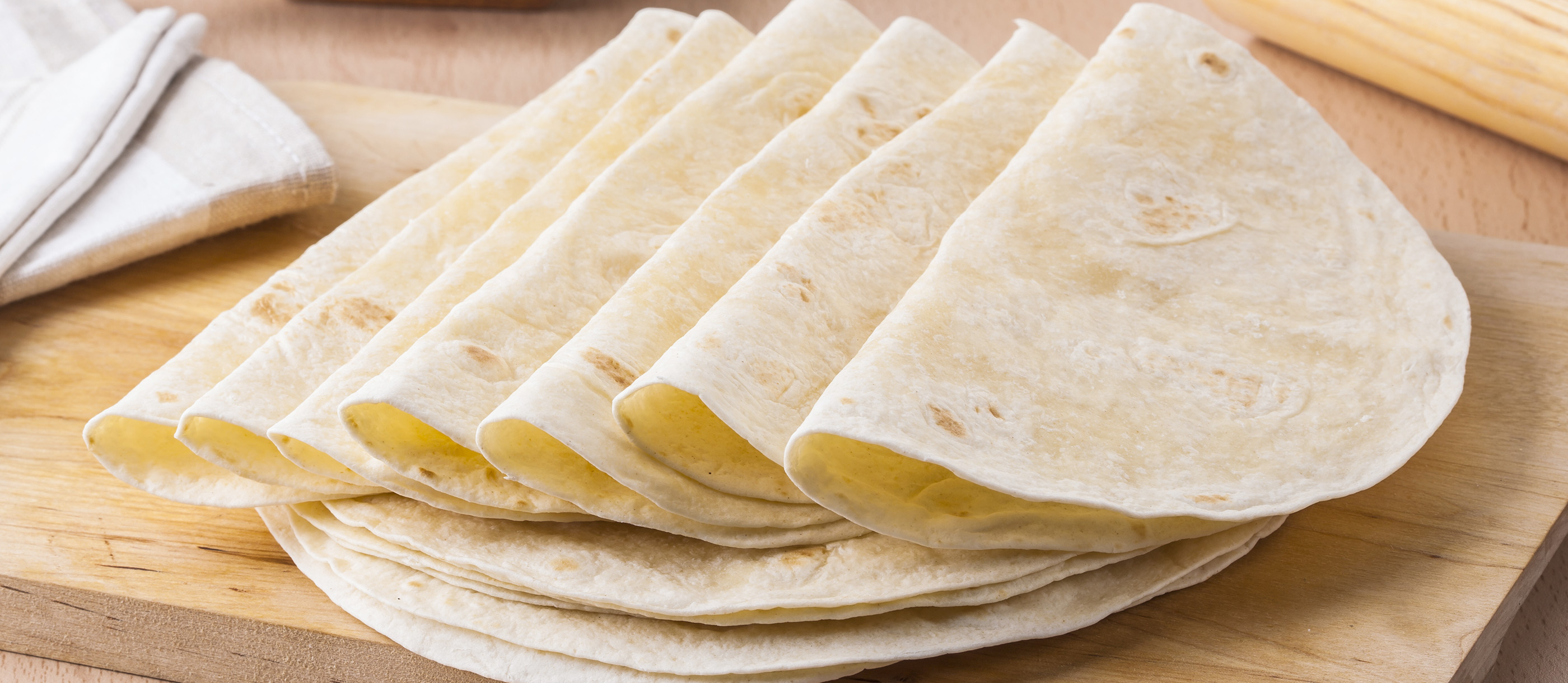 Мексиканская тортилья. Tortillas Мексиканские лепешки. Кукурузные лепешки тортильи. Мексиканские пшеничные лепешки "Tortillas". Mexican de Tortilla Мексиканские лепешки.