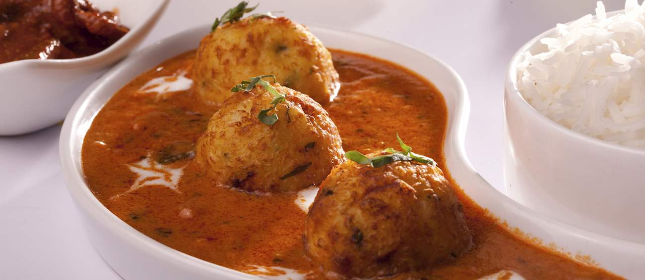 dum-aloo-traditional-potato-dish-from-jammu-and-kashmir-india