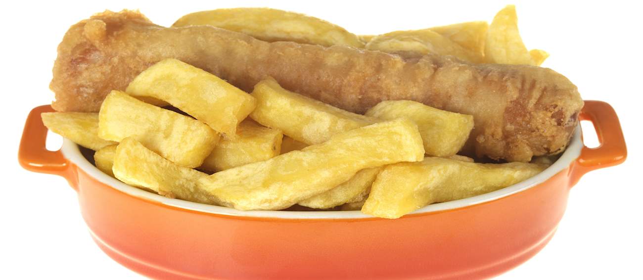 battered-sausages-traditional-sausage-dish-from-united-kingdom