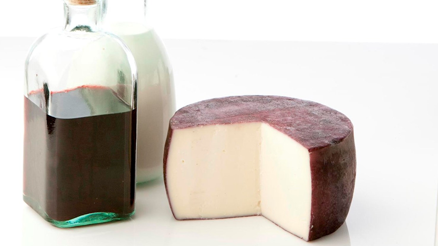 5 Best Washed Rind Cheeses in Spain - TasteAtlas