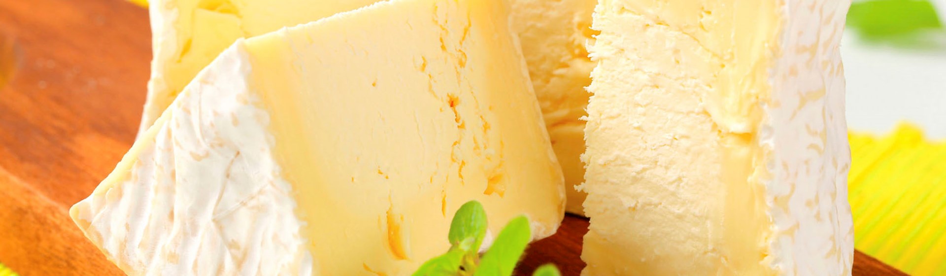 4 Best Bloomy Rind Cheeses in Grand Est - TasteAtlas