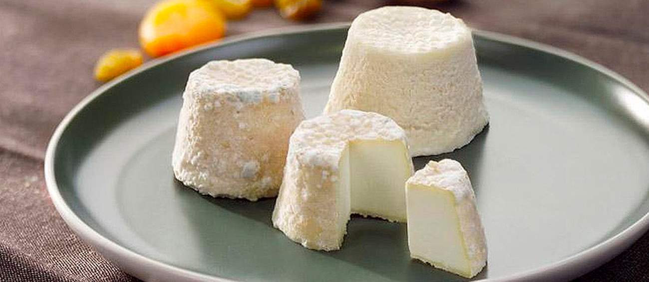 6 Most Popular Burgundian Goat's Milk Cheeses