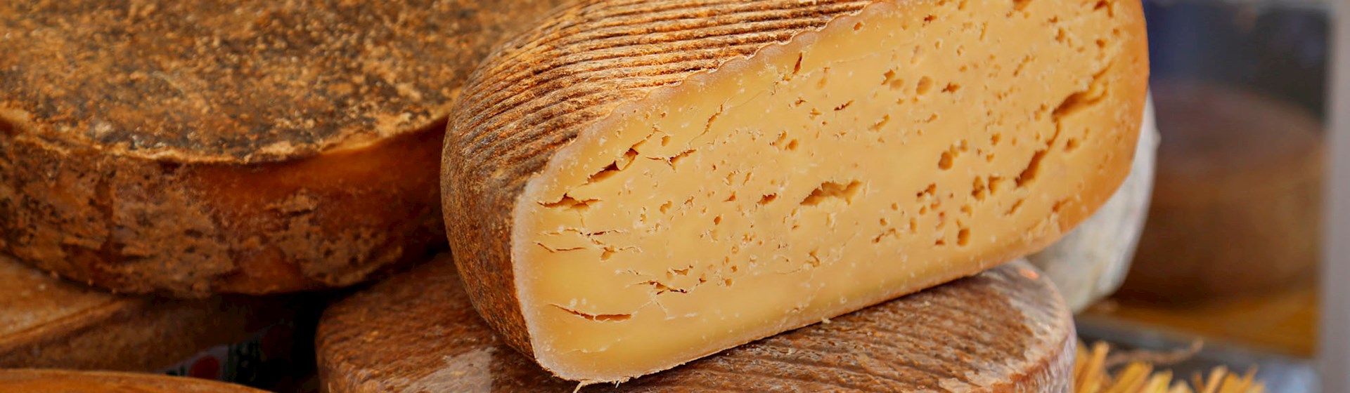 4 Best Natural Rind Cheeses in the Province of Cuneo - TasteAtlas