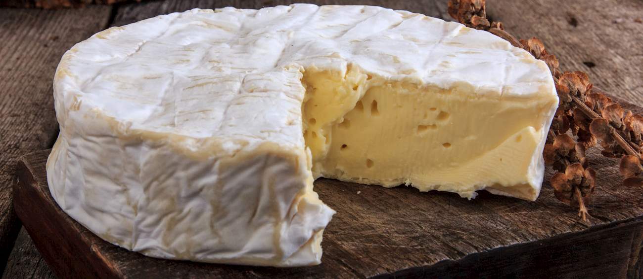 Camembert de Normandie | Local Cheese From Camembert, France