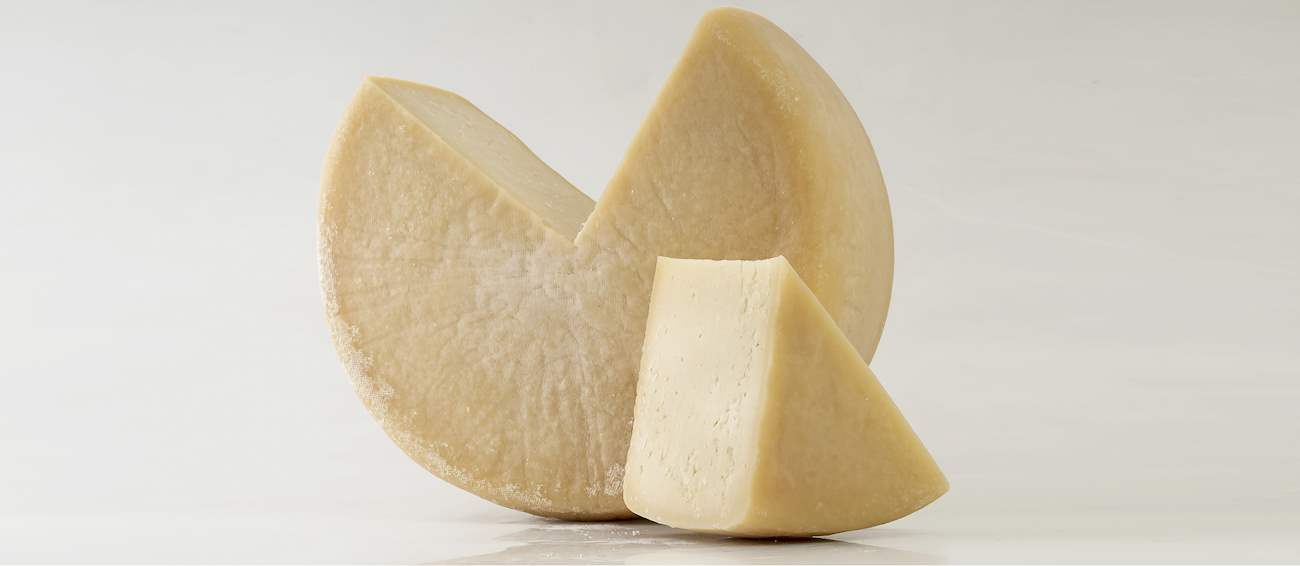 3 Most Popular Cycladic Pasteurized Milk Cheeses