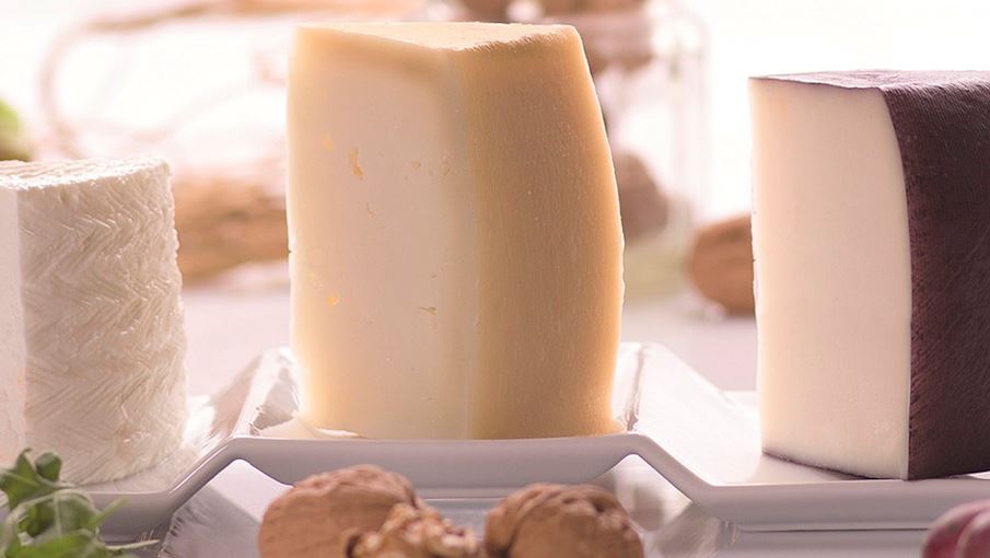 10 Most Popular Spanish Goat's Milk Cheeses TasteAtlas