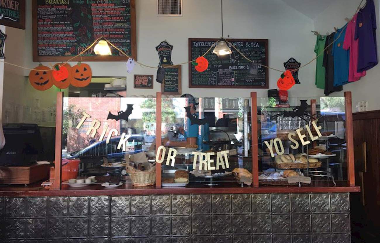 Clementine TasteAtlas authentic restaurants