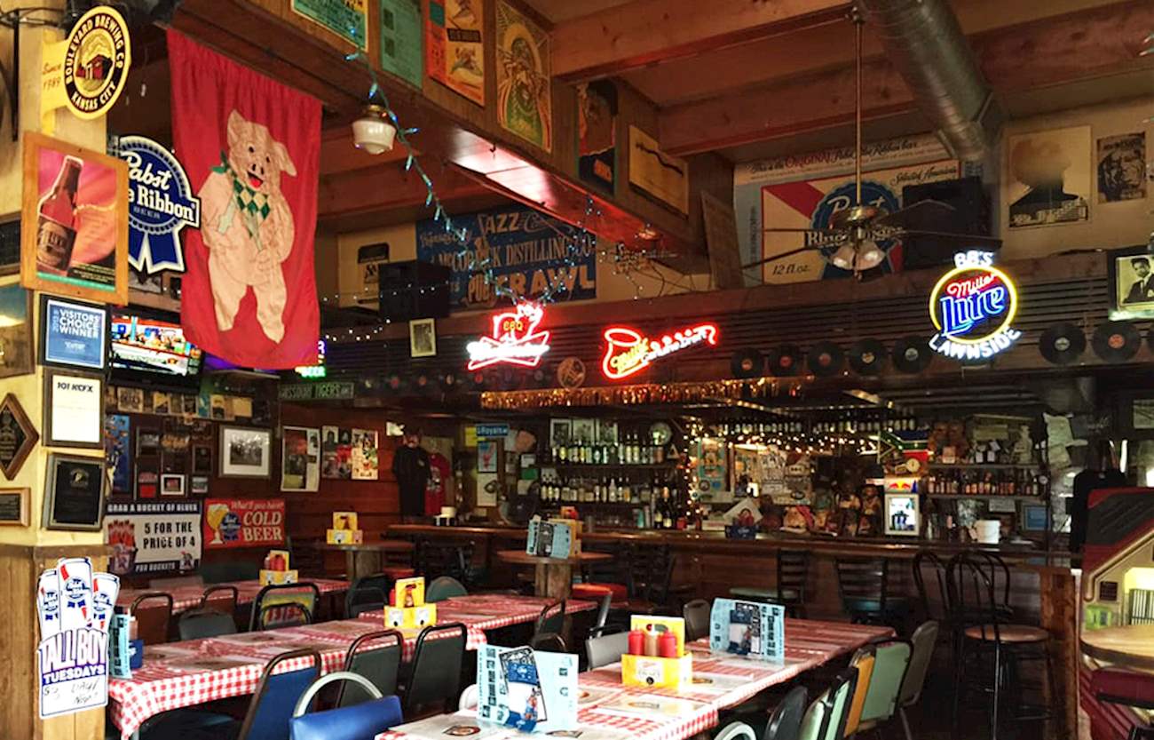 BB's Lawnside Barbecue TasteAtlas authentic restaurants