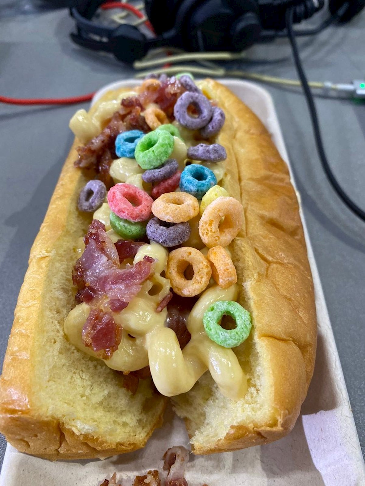 Mac 'n cheese/hot dog/fruit loops