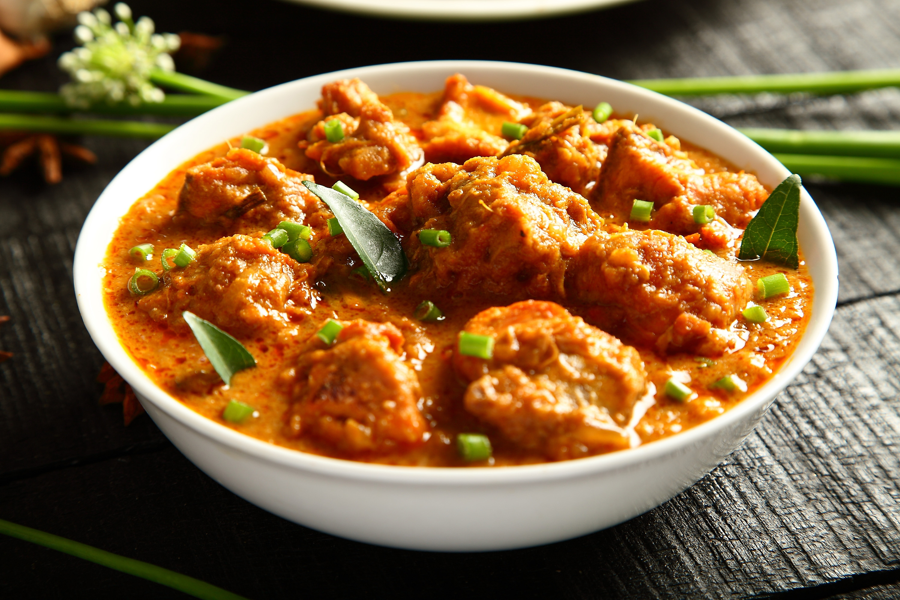 Kukul Mas Curry - Sri Lankan Chicken Curry - Cook Halaal