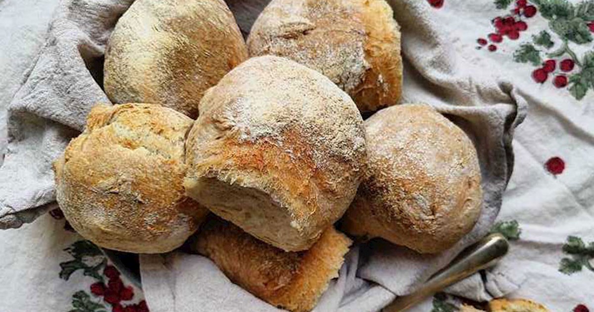 Bürli | Traditional Bread Roll From Switzerland, Central Europe