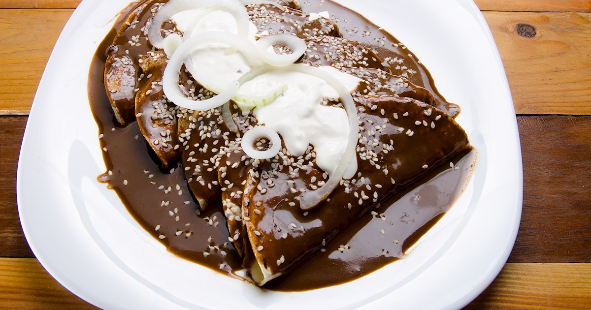 Easy Enchiladas Potosinas Recipe 2023 AtOnce