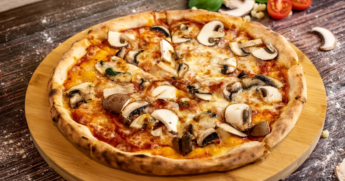 Where to Eat the Best Pizza ai Funghi in the World?