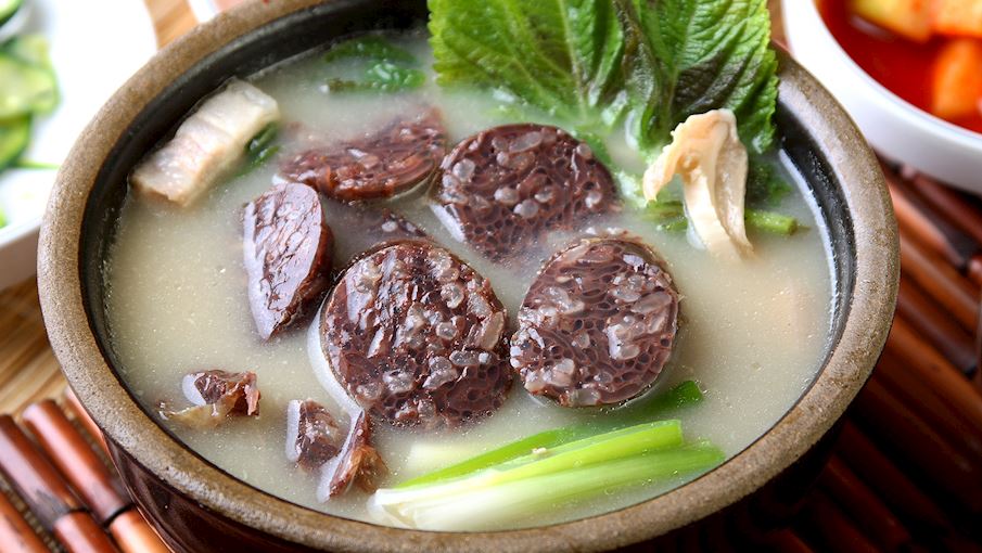 10-most-popular-korean-soups-tasteatlas