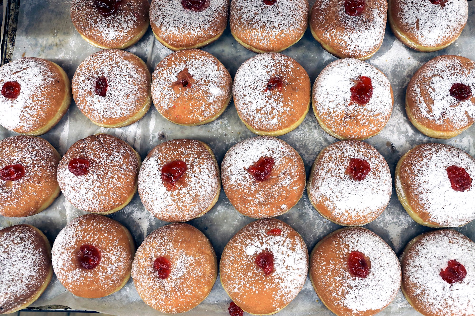 Where to Eat the Best Hot Jam Donuts in the World? TasteAtlas