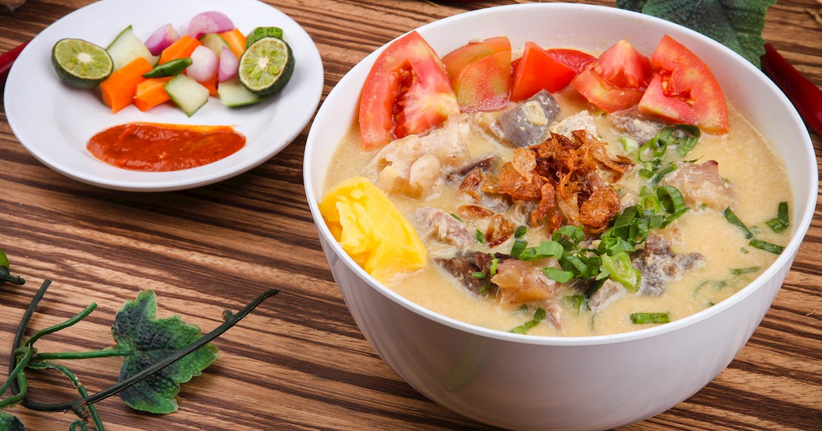 Soto Kaki | Traditional Offal Soup From Jakarta, Indonesia