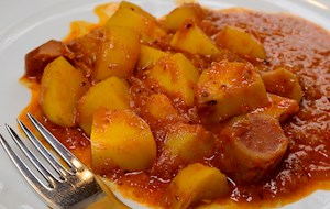 Erdäpfelgulasch