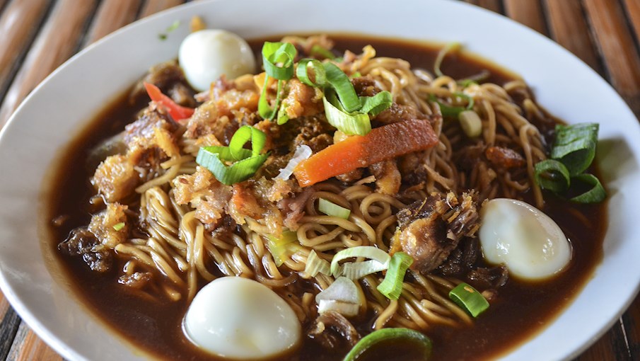 10 Types of Pancit Sorted by Popularity - TasteAtlas