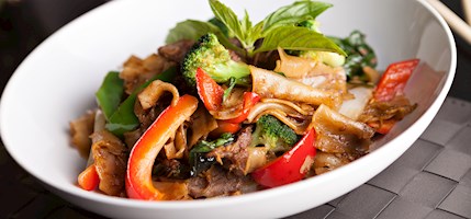 Pad kee mao