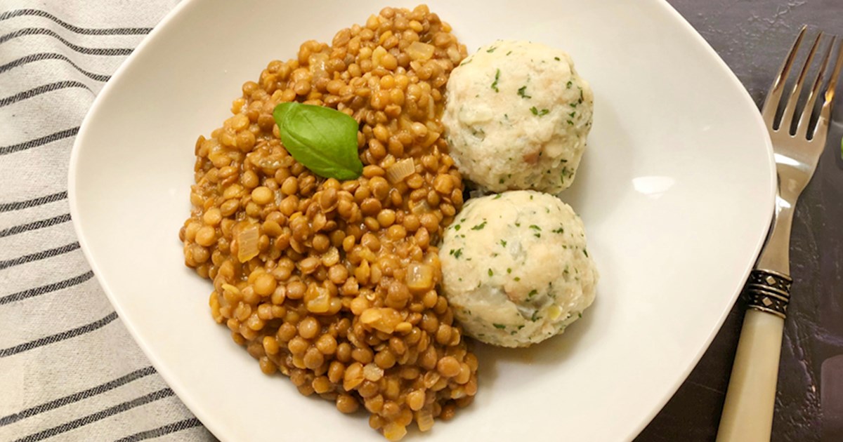 Linsen Mit Speck Und Knödel | Traditional Vegetable Dish From Austria ...