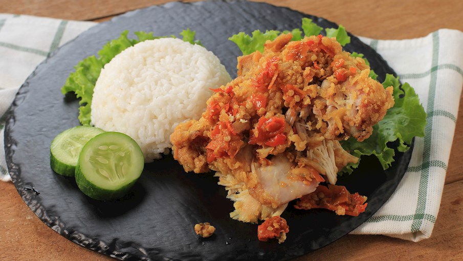 16 Best Chicken Dishes in Indonesia - TasteAtlas