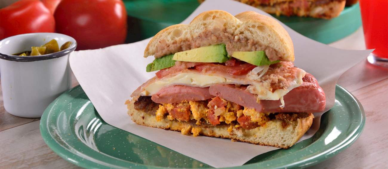 torta-cubana-traditional-sandwich-type-from-mexico