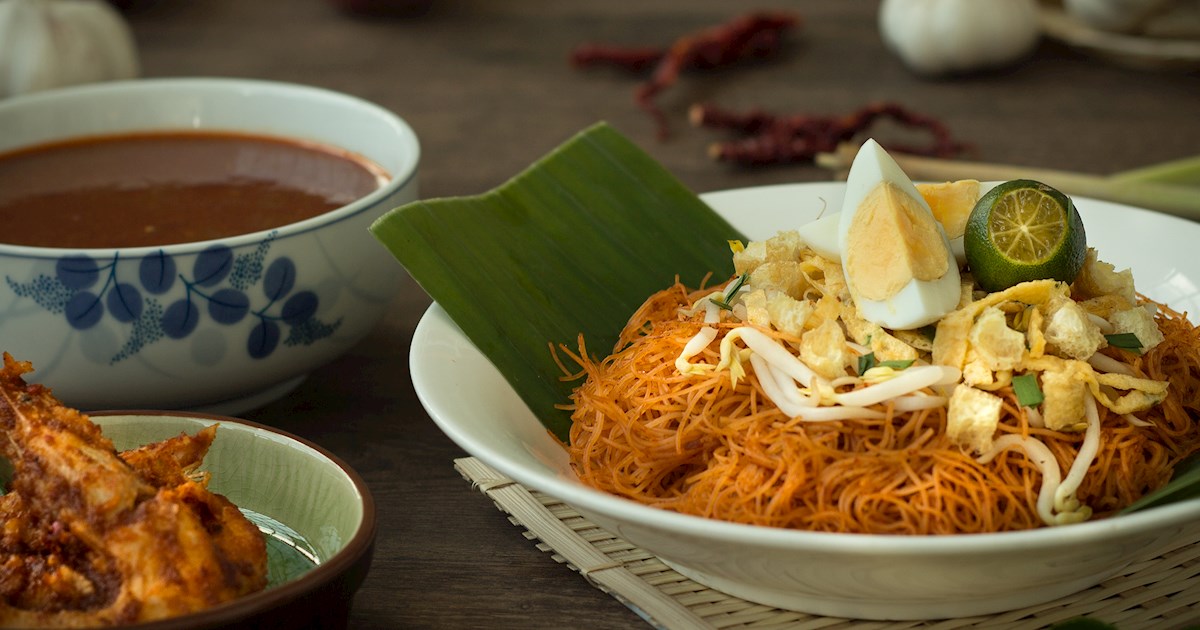 Mee Siam | Traditional Noodle Dish From Malaysia, Southeast Asia