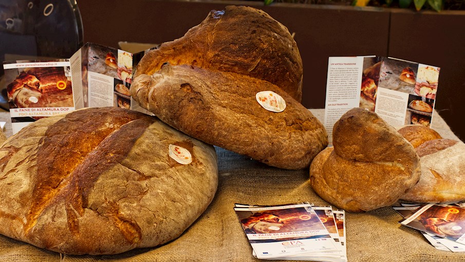 100 Most Popular European Breads TasteAtlas