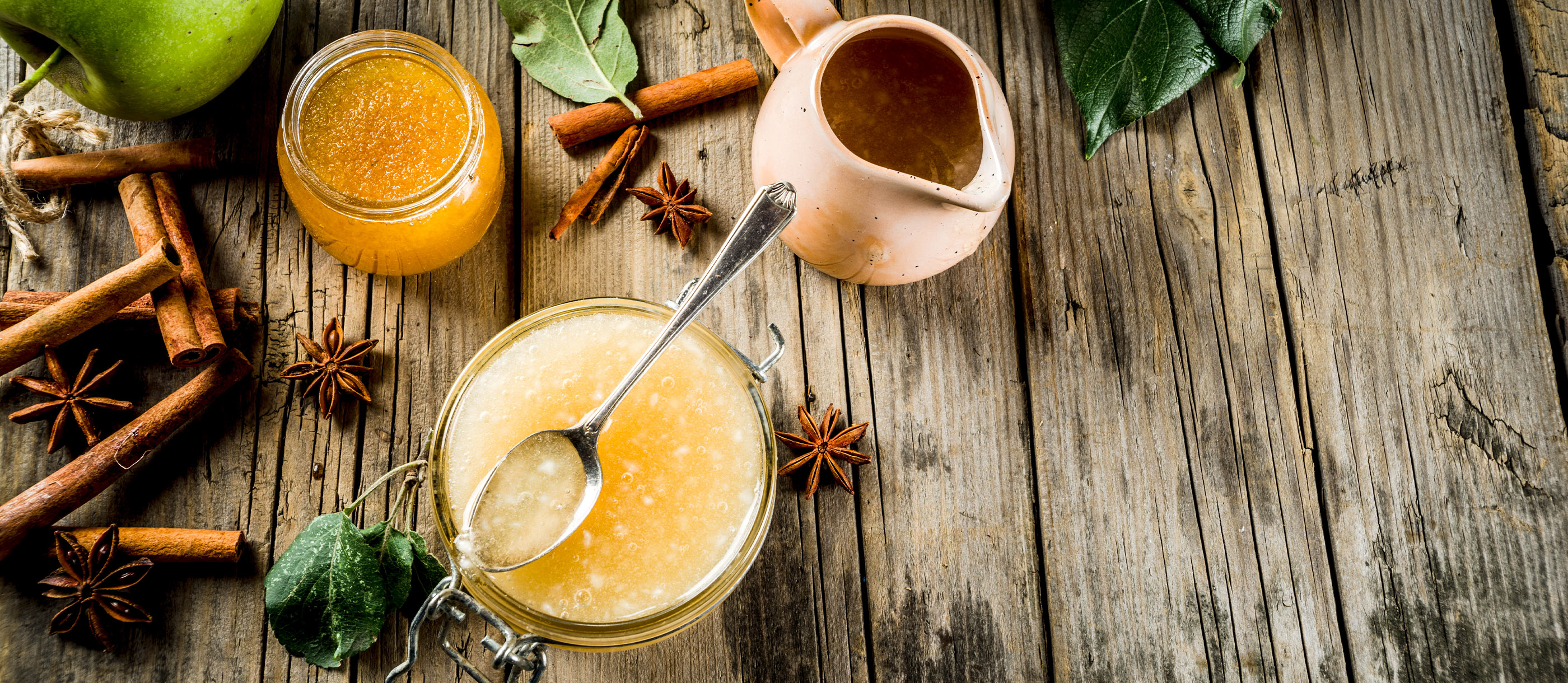 Apple Sauce Traditional Sauce From England, United Kingdom