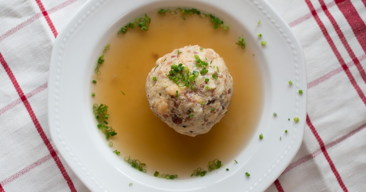Speckknödelsuppe | Traditional Soup From Tyrol, Austria
