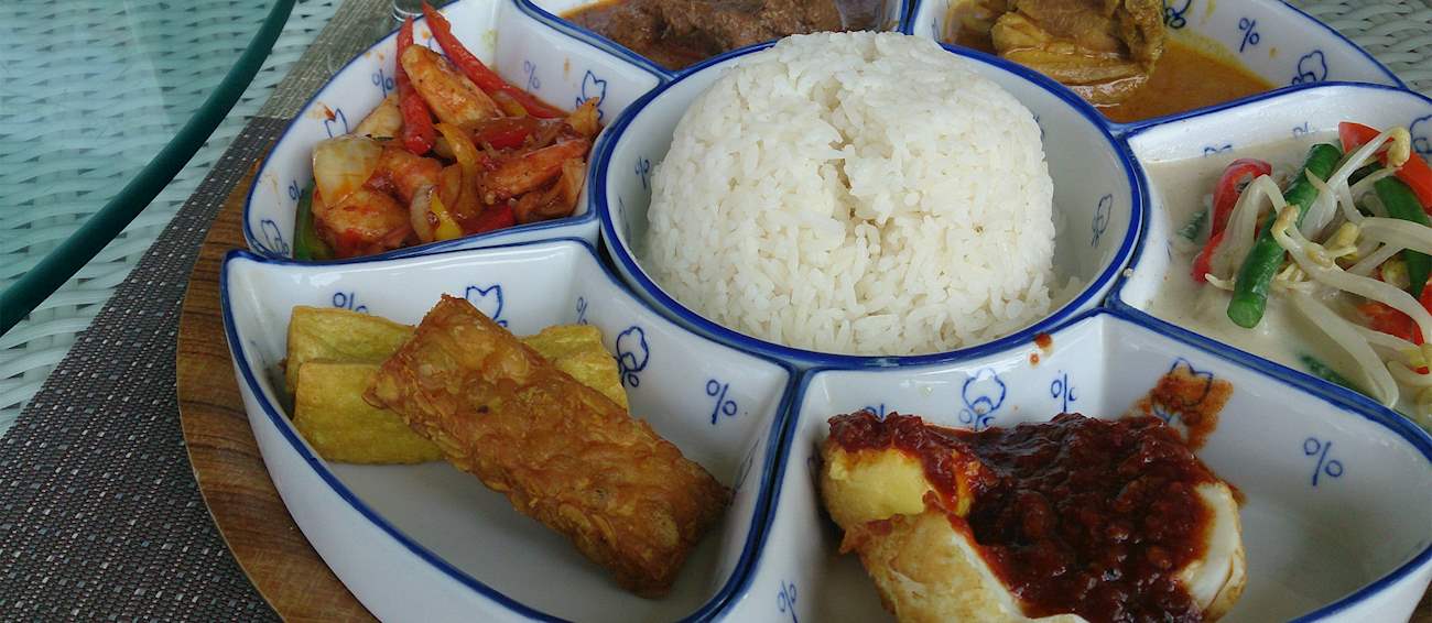 10 Most Popular Traditional Dishes in West Sumatra