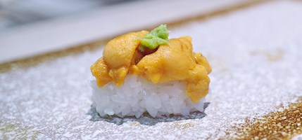 Uni nigiri sushi